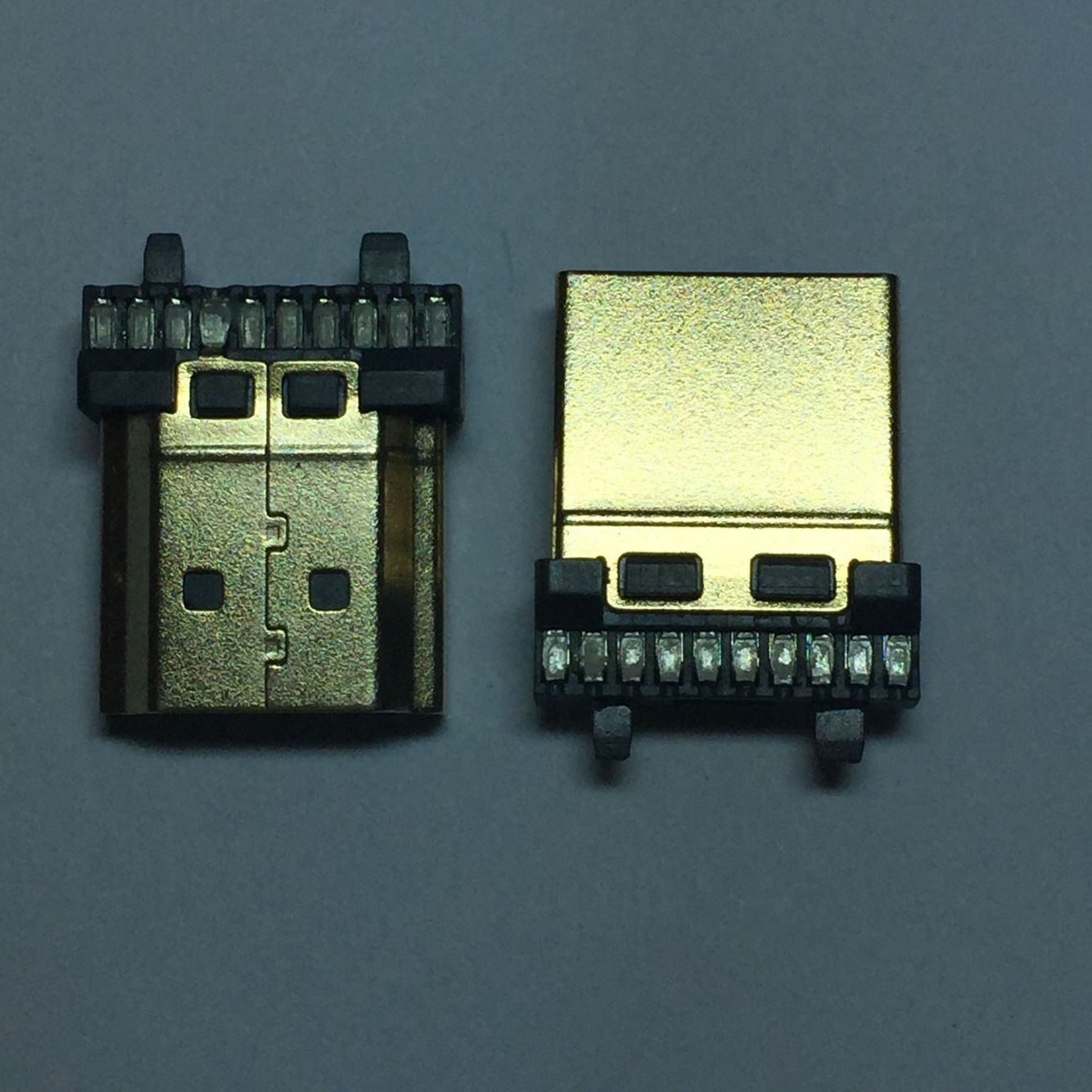 HDMI A type  male upright  solder
